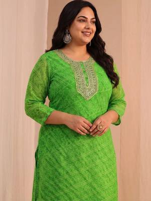 Women thread work kurta 3