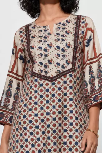 Women ethnic motifs printed indie prints kurta