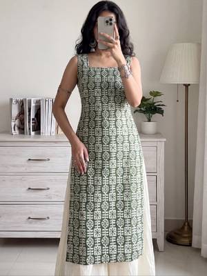 Women geometric printed kurta 2