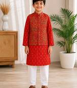 Red jaal boota kurta set