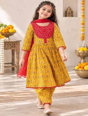 Girls yellow flare suit set 1