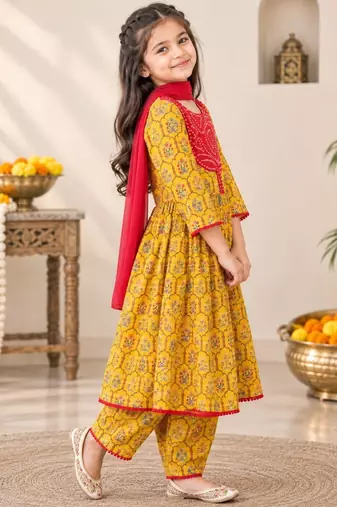 Girls yellow flare suit set