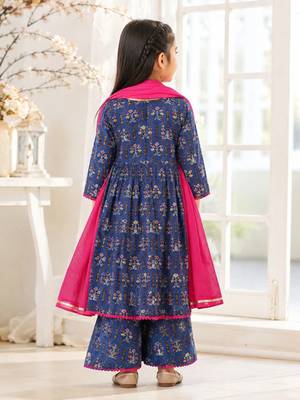 Navy blue kurta set 4