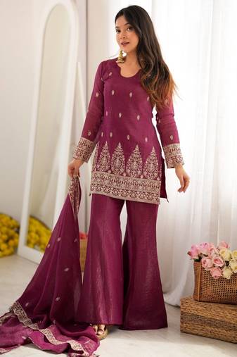 Designer burgundy embroidered kurta pent with matching dupatta