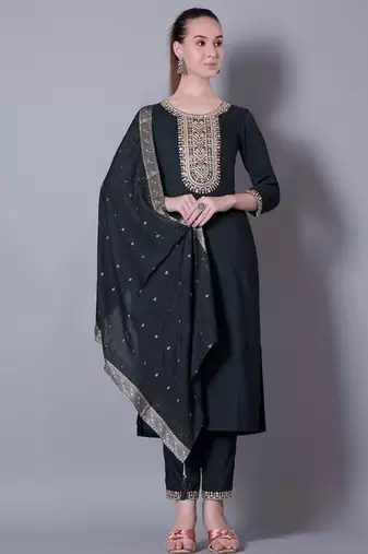 GREEN EMBROIDERY ZARI WORK FABRIC SILK BLEND WOMENS ETHNIC WEAR KURTI PANT DUPATTA 