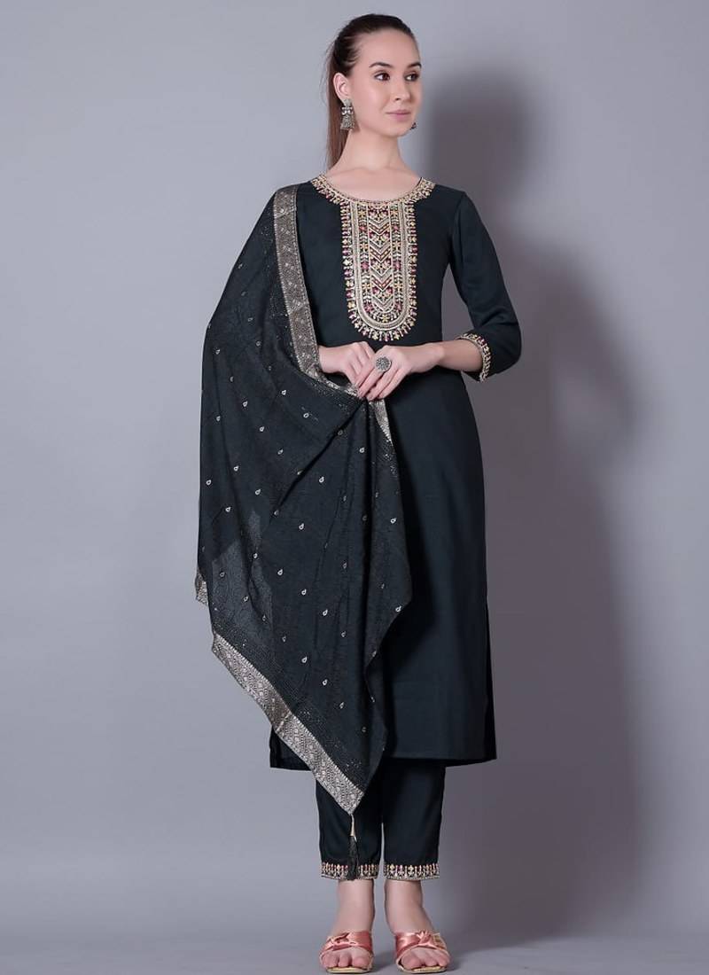 GREEN EMBROIDERY ZARI WORK FABRIC SILK BLEND WOMENS ETHNIC WEAR KURTI PANT DUPATTA 