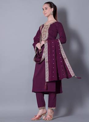 WINE EMBROIDERY ZARI WORK FABRIC SILK BLEND WOMENS ETHNIC WEAR KURTI PANT DUPATTA  3