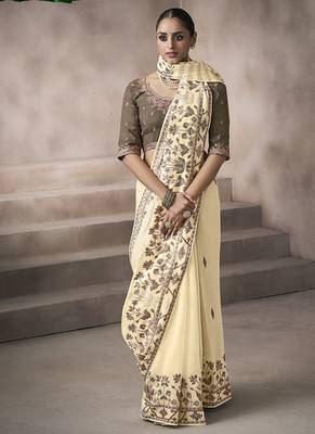 off white cotton blend woven pallu tassels casaul wear saree 2