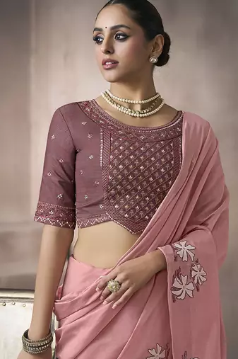 baby pink cotton blend woven pallu tassels casaul wear saree