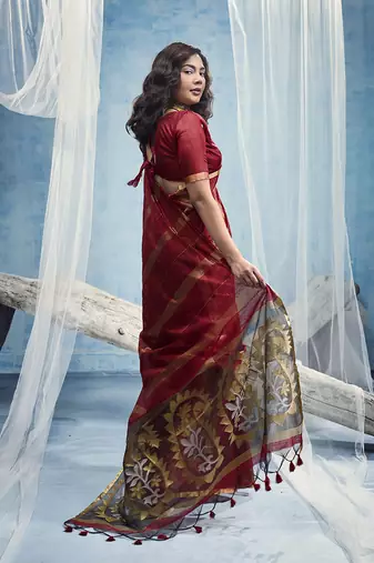 maroon cotton blend  handloom weaving casual wear saree