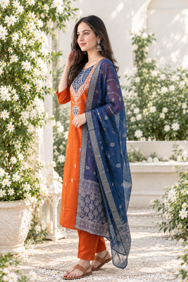 ORANGE EMBROIDERY WHITE THREAD WORK FABRIC COTTON BLEND WOMENS KURTI SET 3