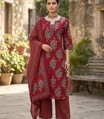 Maroon floral printed straight kurta set for women