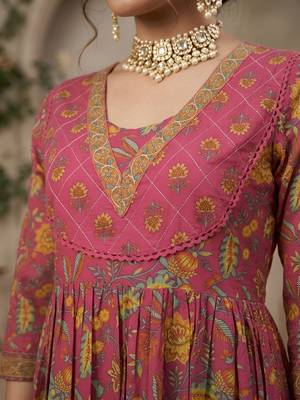 Pink floral printed anarkali kurta set for women 3
