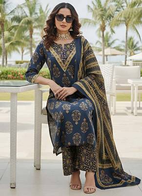 Navy blue floral printed straight kurta set for women 5