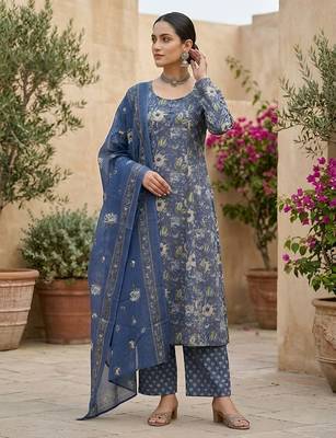Blue floral printed straight kurta set for women 3