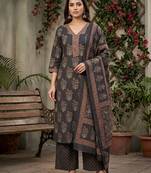 Black floral printed straight kurta set for women