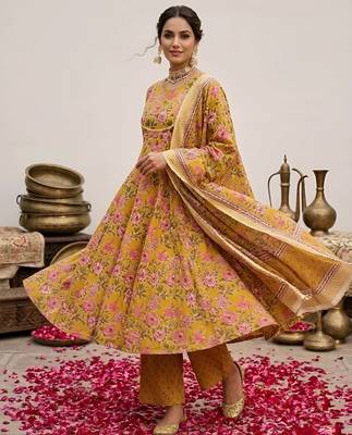 Yellow floral floral printed anarkali kurta set for women 4