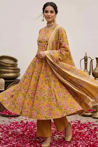 Yellow floral floral printed anarkali kurta set for women