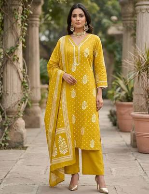 Yellow floral printed straight kurta set for women 1