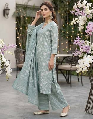 Sage green floral printed straight kurta set for women 3