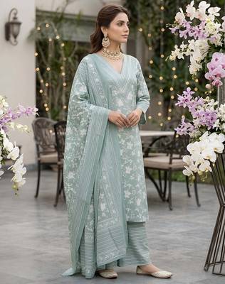 Sage green floral printed straight kurta set for women 5