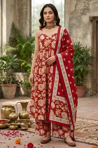 Red floral printed anarkali kurta set for women