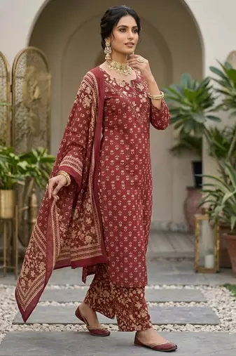 Maroon floral printed straight kurta set for women