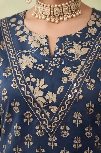Blue floral printed straight kurta set for women