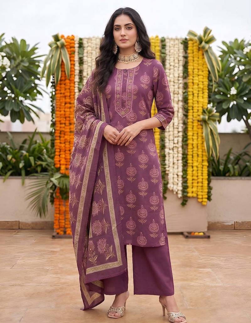 Burgundy floral printed straight kurta set for women