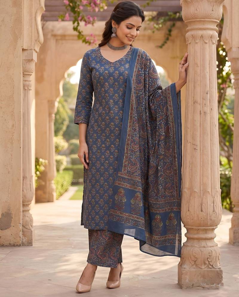 Blue floral printed straight kurta set for women
