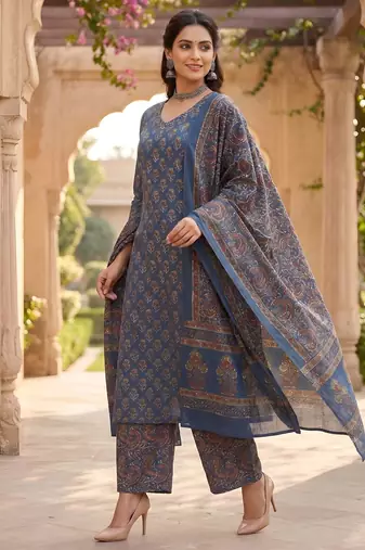 Blue floral printed straight kurta set for women