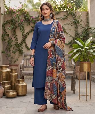 Blue floral printed straight kurta set for women 1