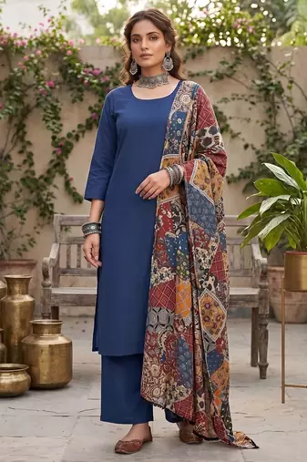 Blue floral printed straight kurta set for women
