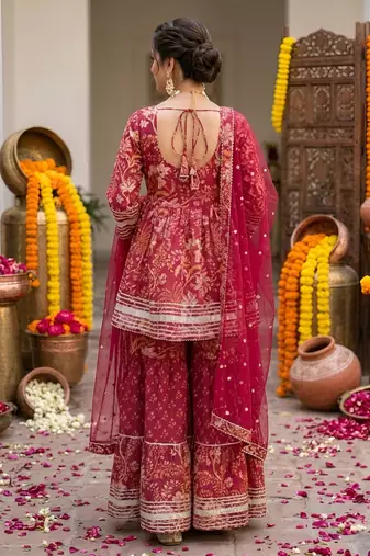 Magenta floral printed peplum kurta set for women