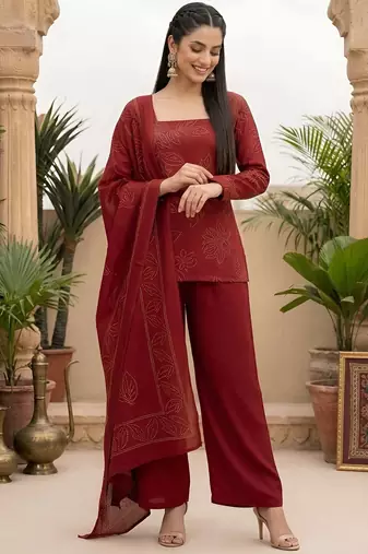 Maroon floral printed straight kurta set for women