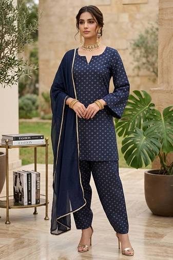 Blue floral printed straight kurta set for women