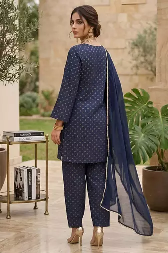 Blue floral printed straight kurta set for women