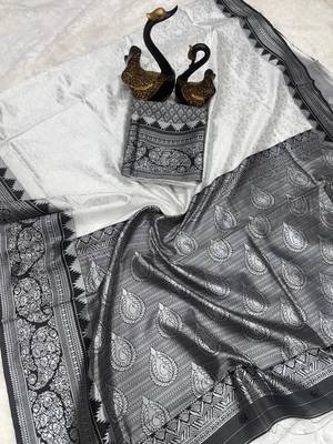 White black silk blend jacuard work festival saree with unstitched blouse piece 3