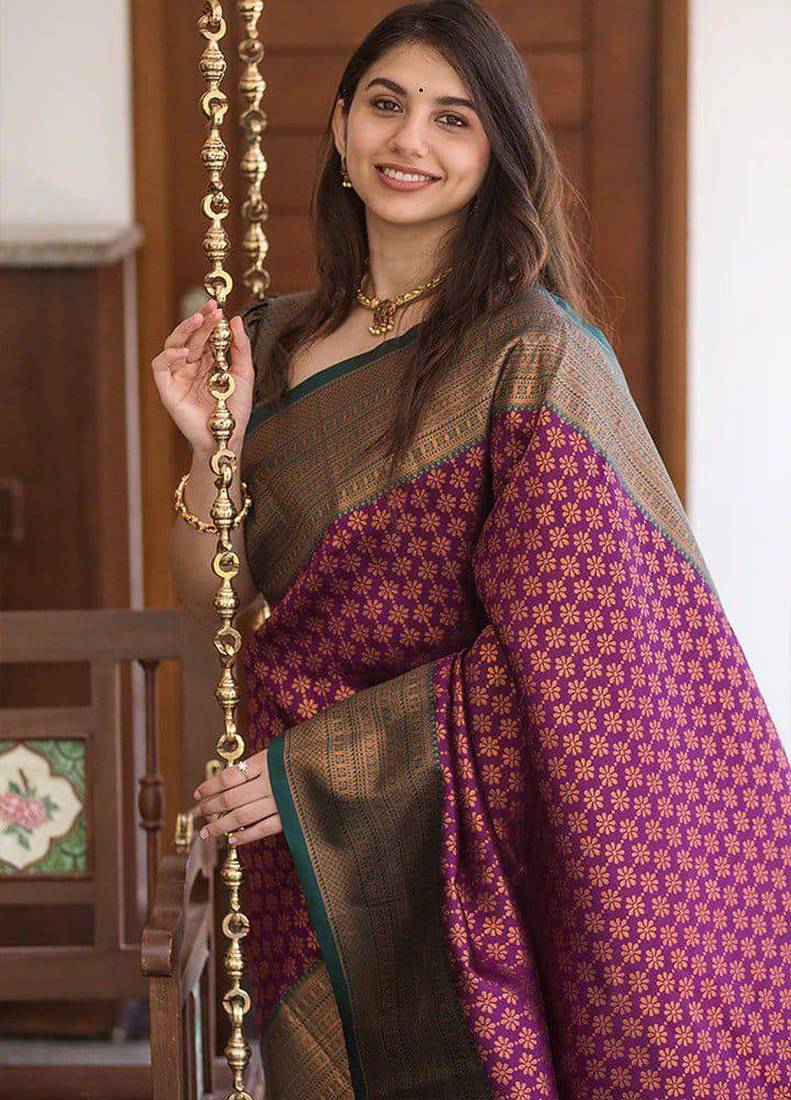 Wine green silk blend jacuard work festival saree with unstitched blouse piece