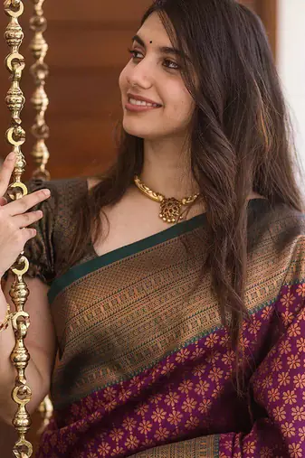 Wine green silk blend jacuard work festival saree with unstitched blouse piece