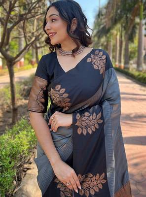 Grey black silk blend jacuard work festival saree with unstitched blouse piece 3