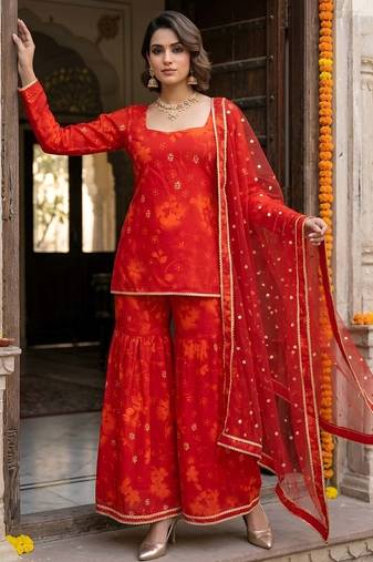 Red floral printed straight kurta set for women