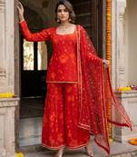 Red floral printed straight kurta set for women