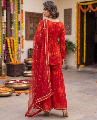 Red floral printed straight kurta set for women 2