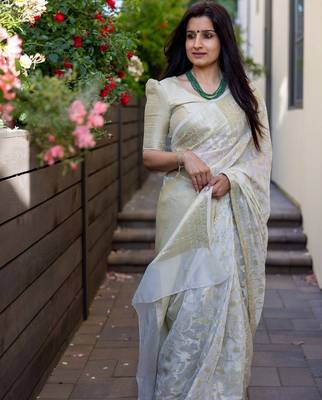 White silk blend jacuard work festival saree with unstitched blouse piece 1
