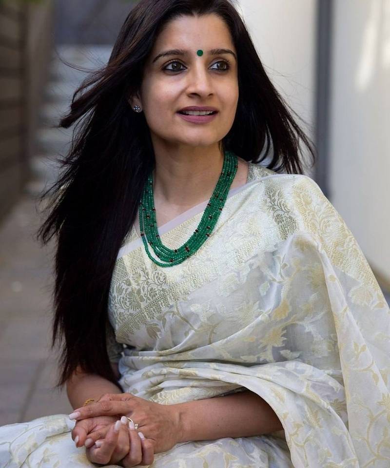 White silk blend jacuard work festival saree with unstitched blouse piece