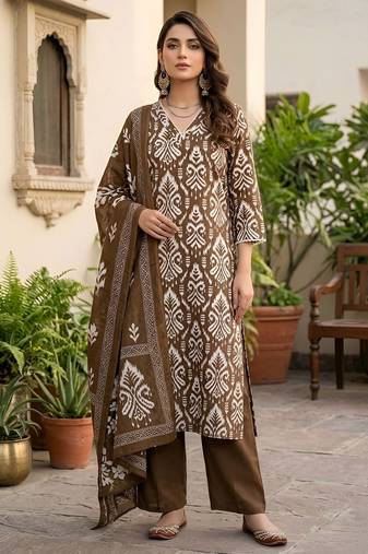 Brown floral printed straight kurta set for women