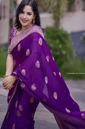 Purple silk blend jacuard work festival saree with unstitched blouse piece