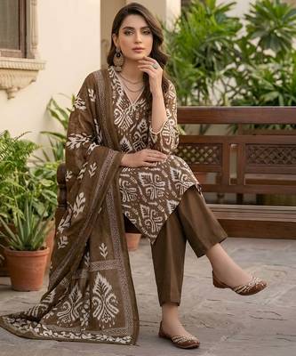 Brown floral printed straight kurta set for women 4