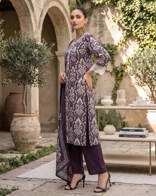 Purple floral printed straight kurta set for women 3